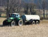 Na pobudo KGZS je podaljšano gnojenje njive s tekočimi organskimi gnojili