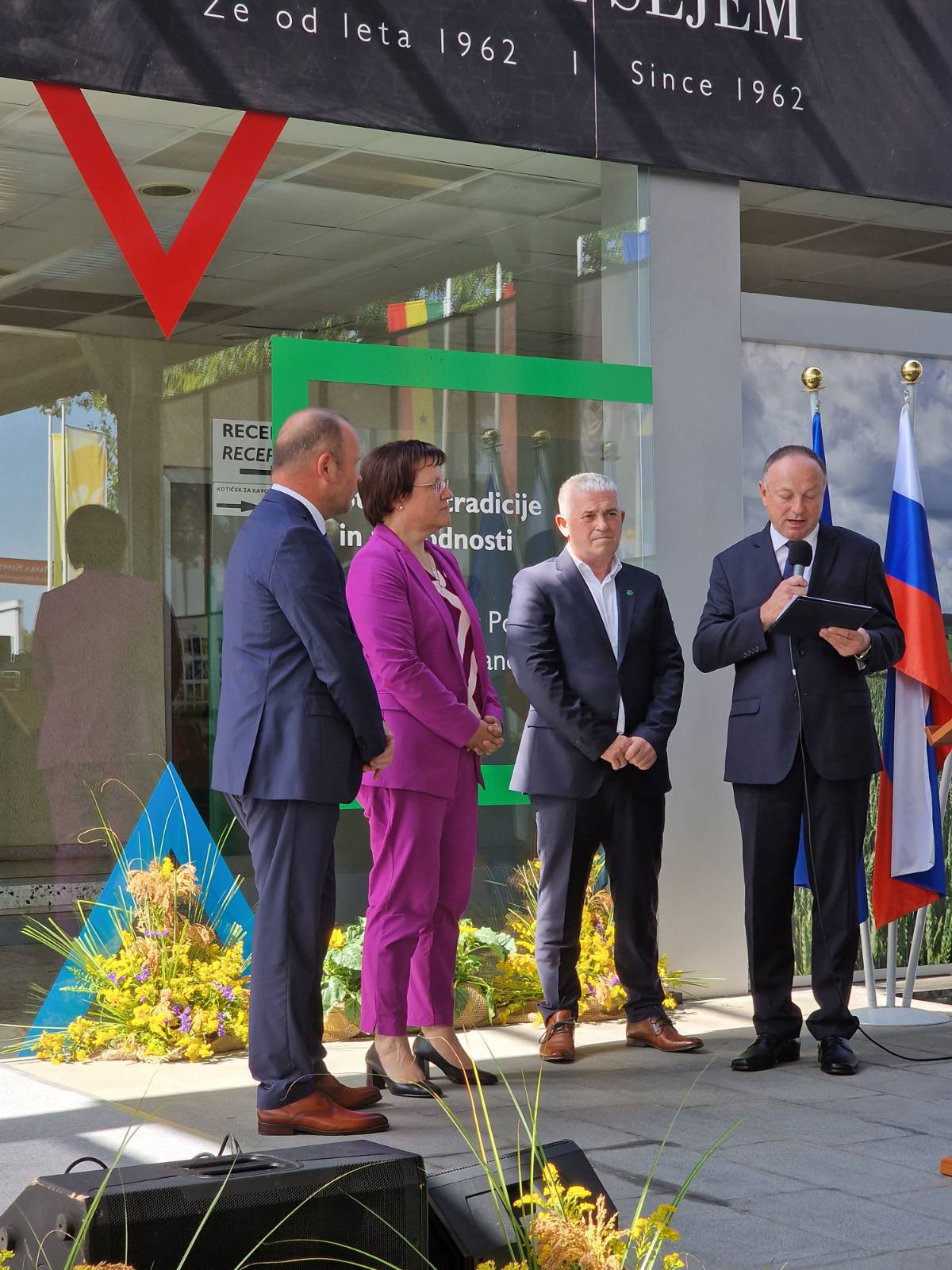 Borut Florjančič, predsednik ZZS; Tatjana Zagorc, GZS; Roman Žveglič, predsednik KGZS.