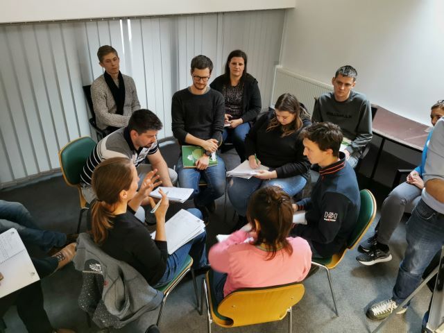 usposabljanje, skupina poslušalcev